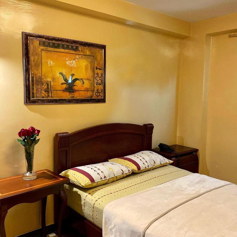 Hostal Montesa Гуаякиль Экстерьер фото